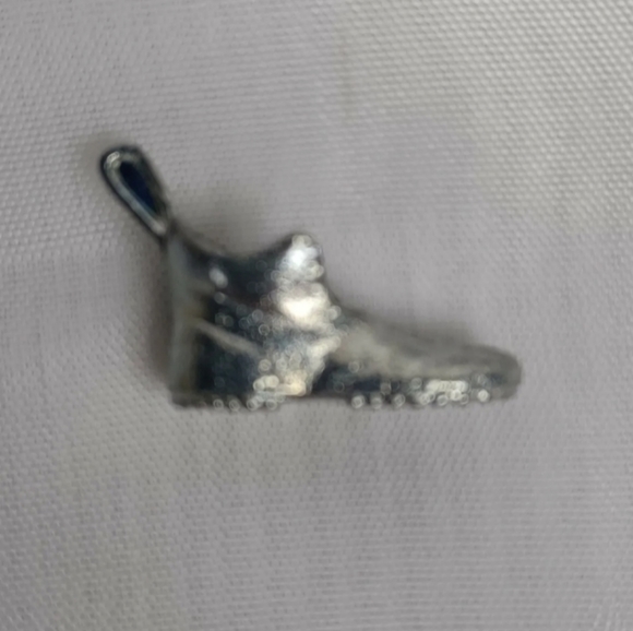 Monopoly 1985 Board Game Boot Token Replacement Game Piece Part - Picture 2 of 2